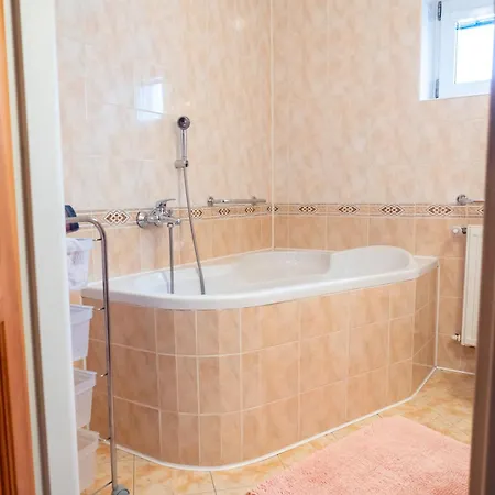 Guest house Benesov U Broumova *