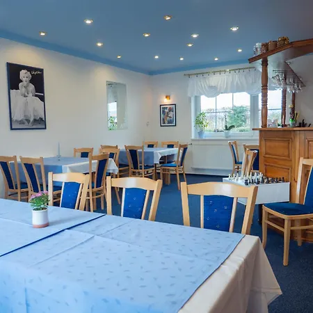 Benesov U Broumova Guest house